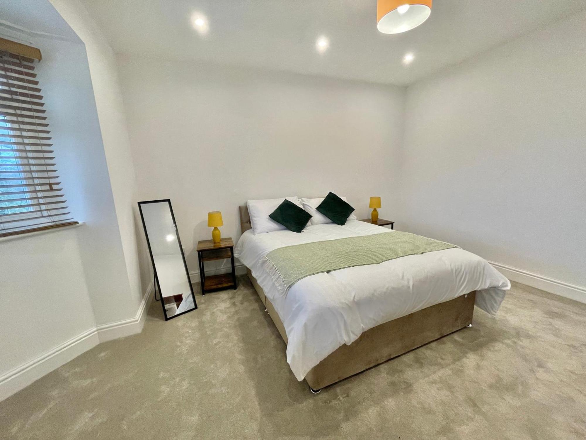 Luxurious Holiday Home Болтон Экстерьер фото